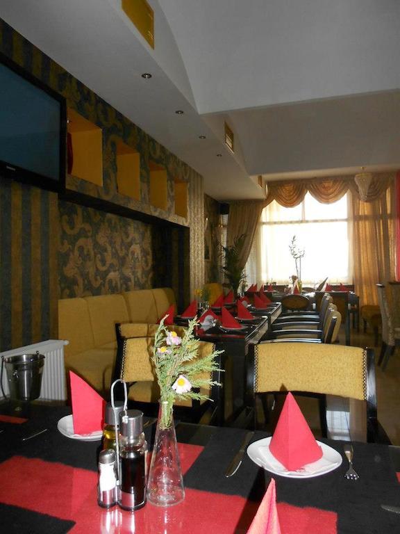 Gala-Garden Hotel Bitola Exterior foto